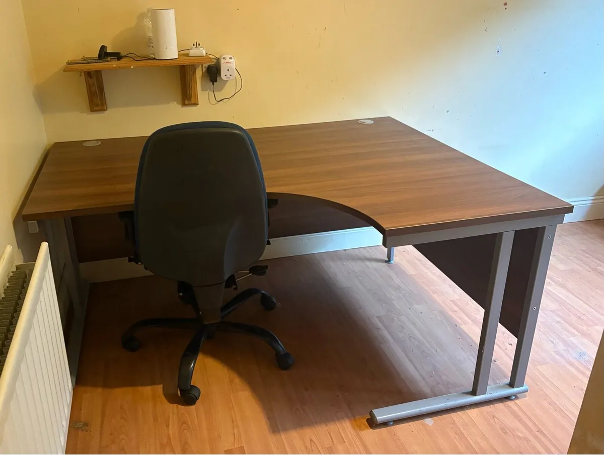 Corner desk - Image 2