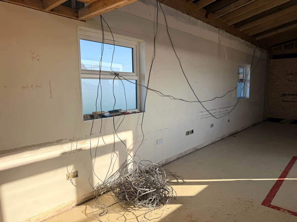 Cabin - Image 2
