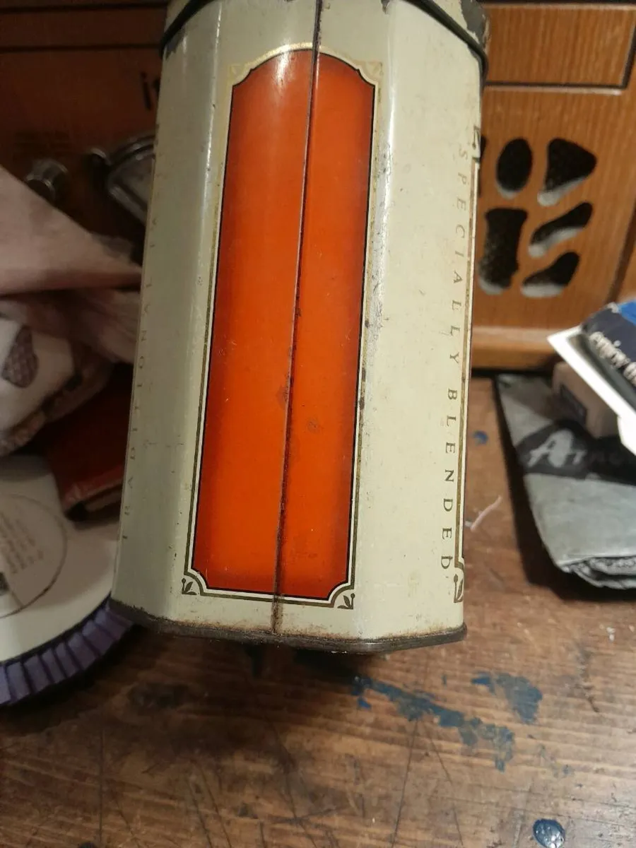 Vintage lyons red label  tea tin - Image 3