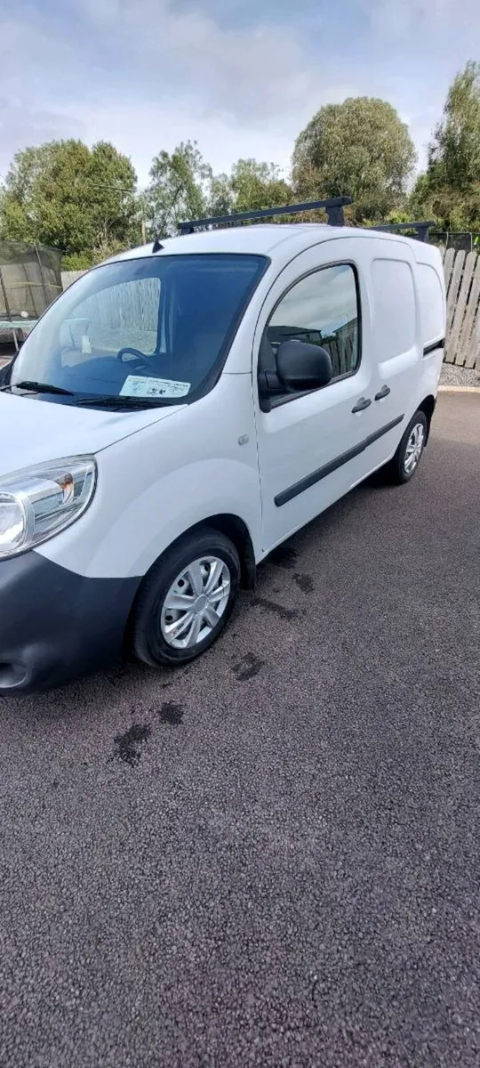 Van - Image 1