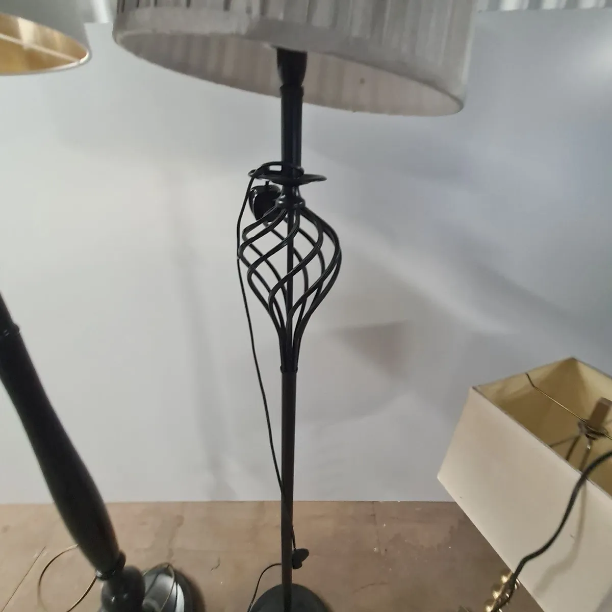 Selection of Lamps (Floor & Table Lamps) - Image 3