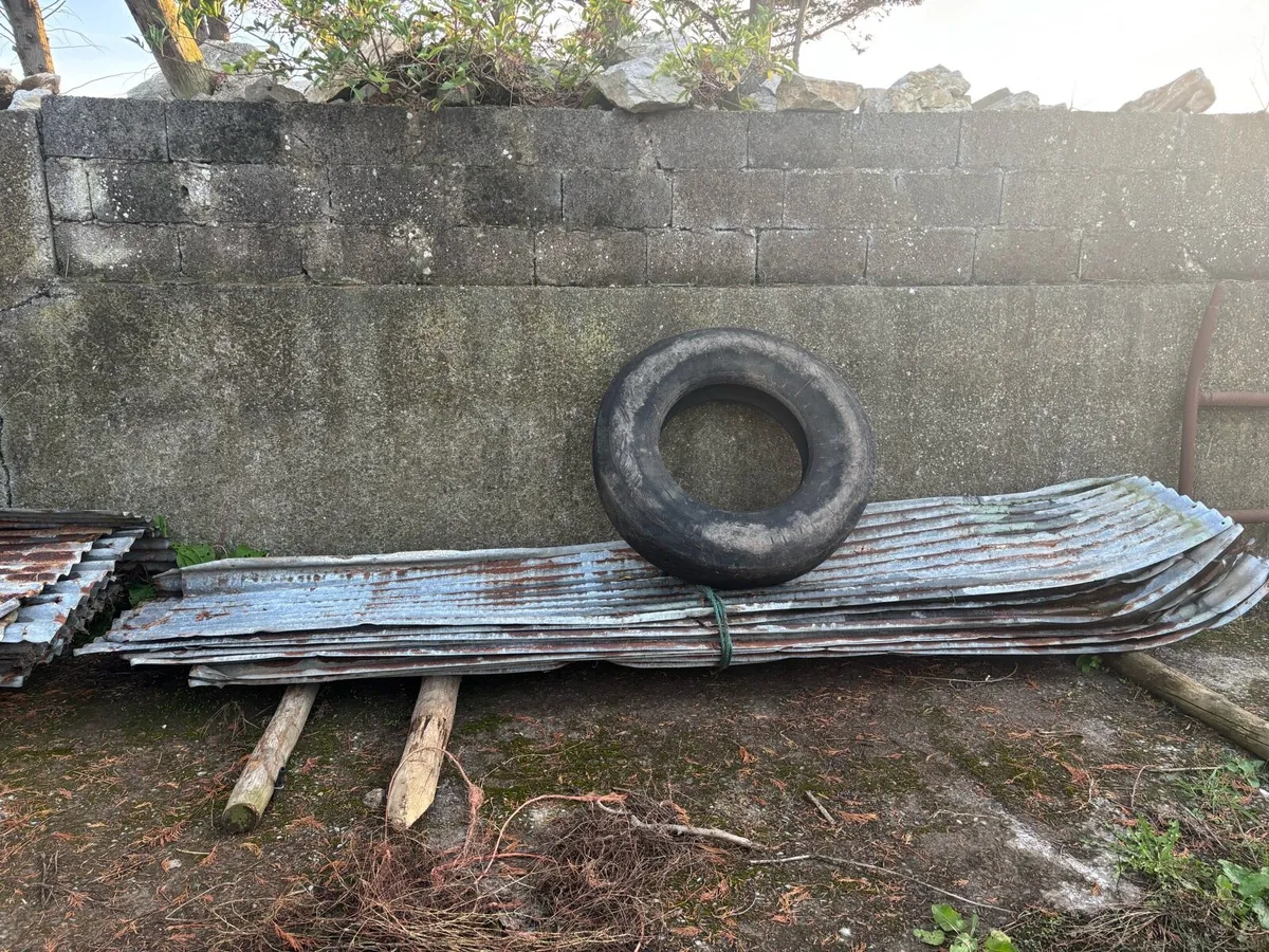 30 sheets of galvanised iron - Image 4
