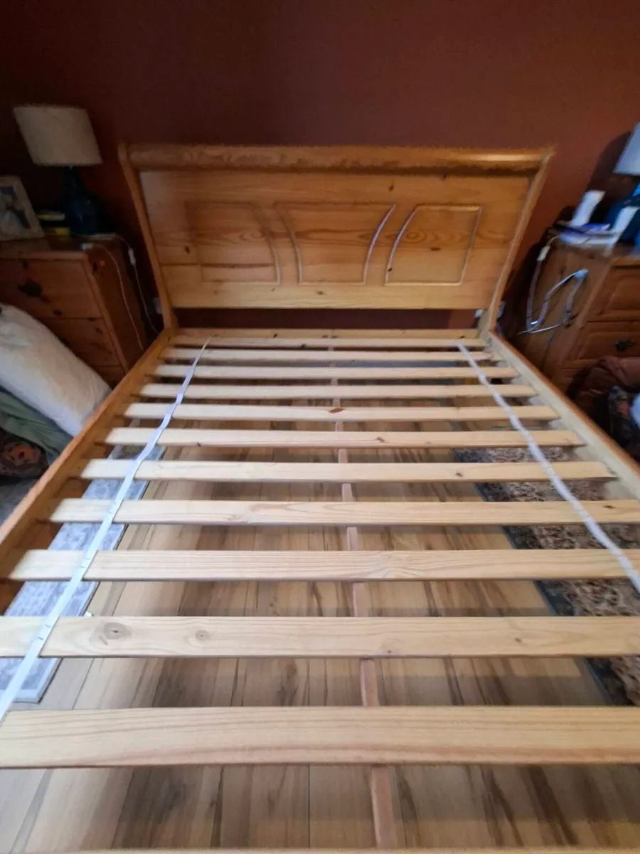 King size sleigh bed - Image 2