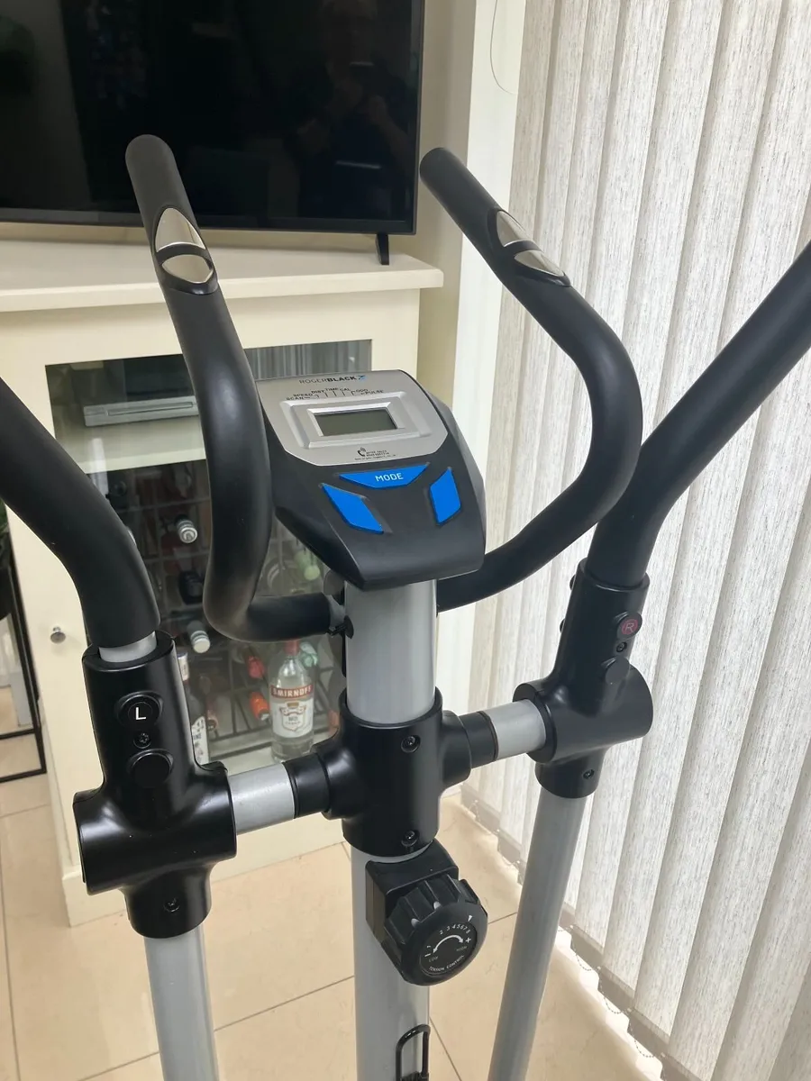 Roger Black 2 in 1 Exercise Bike & Cross Trainer - Image 3