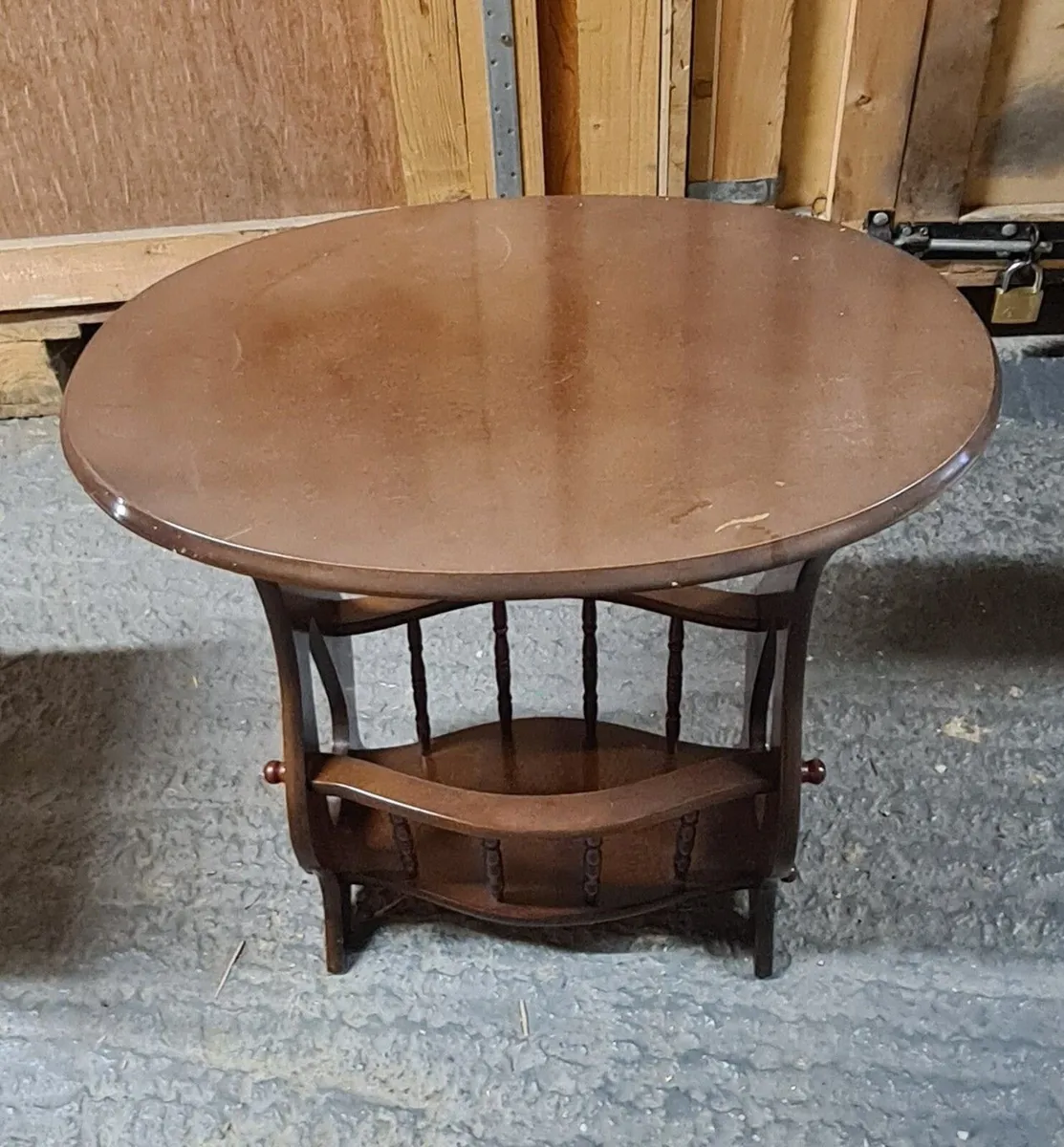 Vintage Oval Coffee Table with Lower Magazine Shel - Image 1