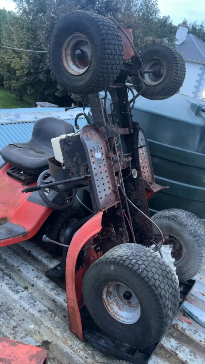 Husqvarna lawnmower parts - Image 3
