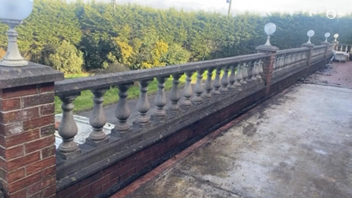 Stone balustrades - Image 1
