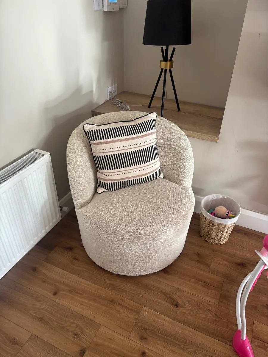 Sofa - Image 2