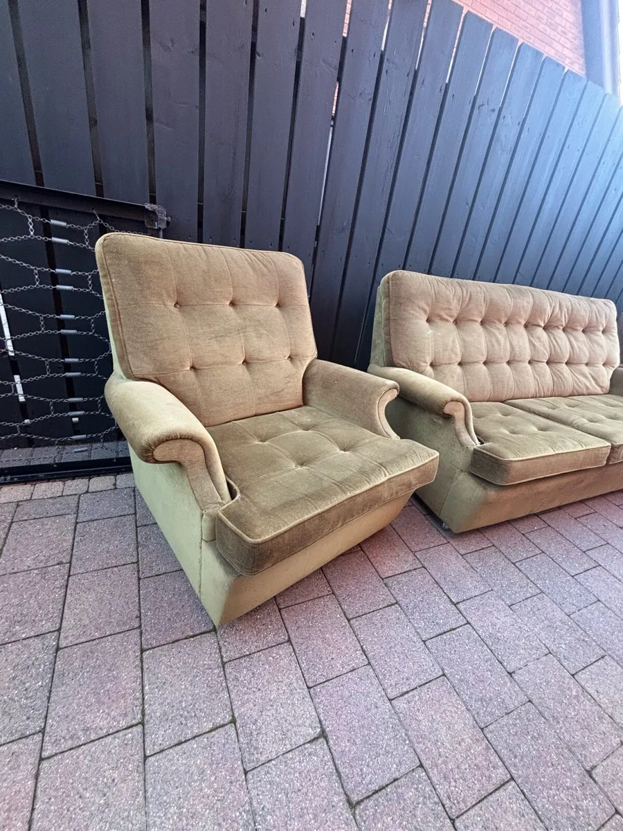 Mid century Parker Knoll settee and matching armcg - Image 3