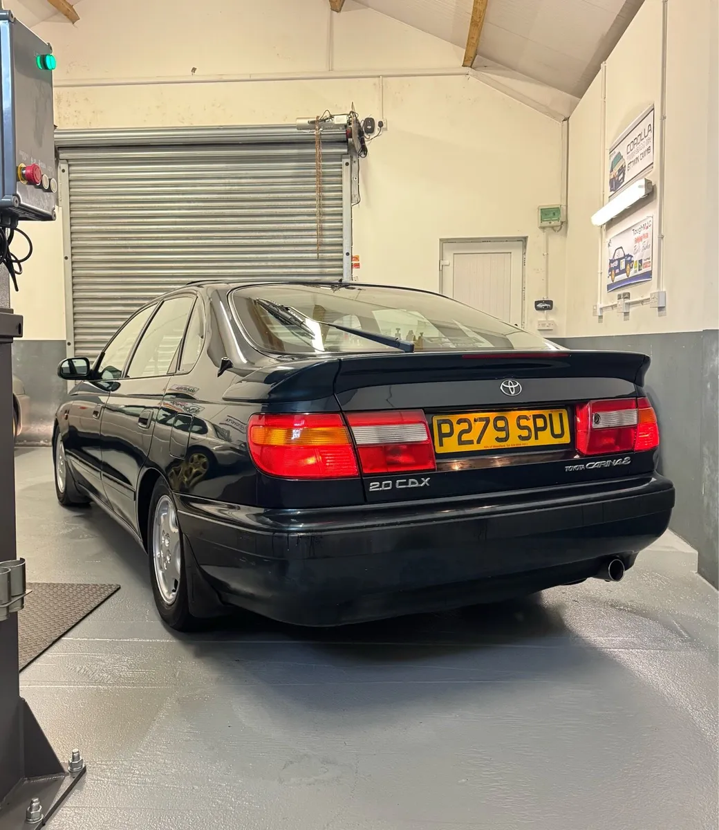 Toyota carina - Image 3