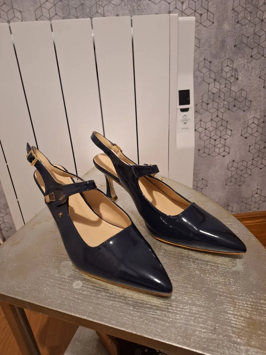Dark navy Shoes - Image 1