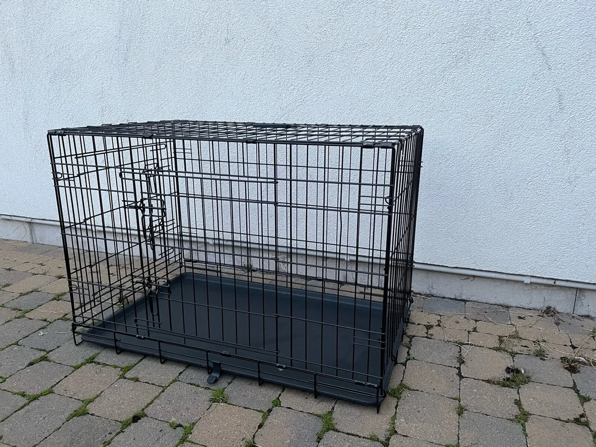 Dog crate medium - Image 1