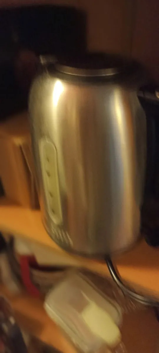 Electric Kettle. Stainless Steel Frying pan R. Pin - Image 2