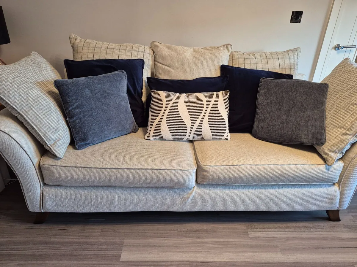 Sofa - Image 3
