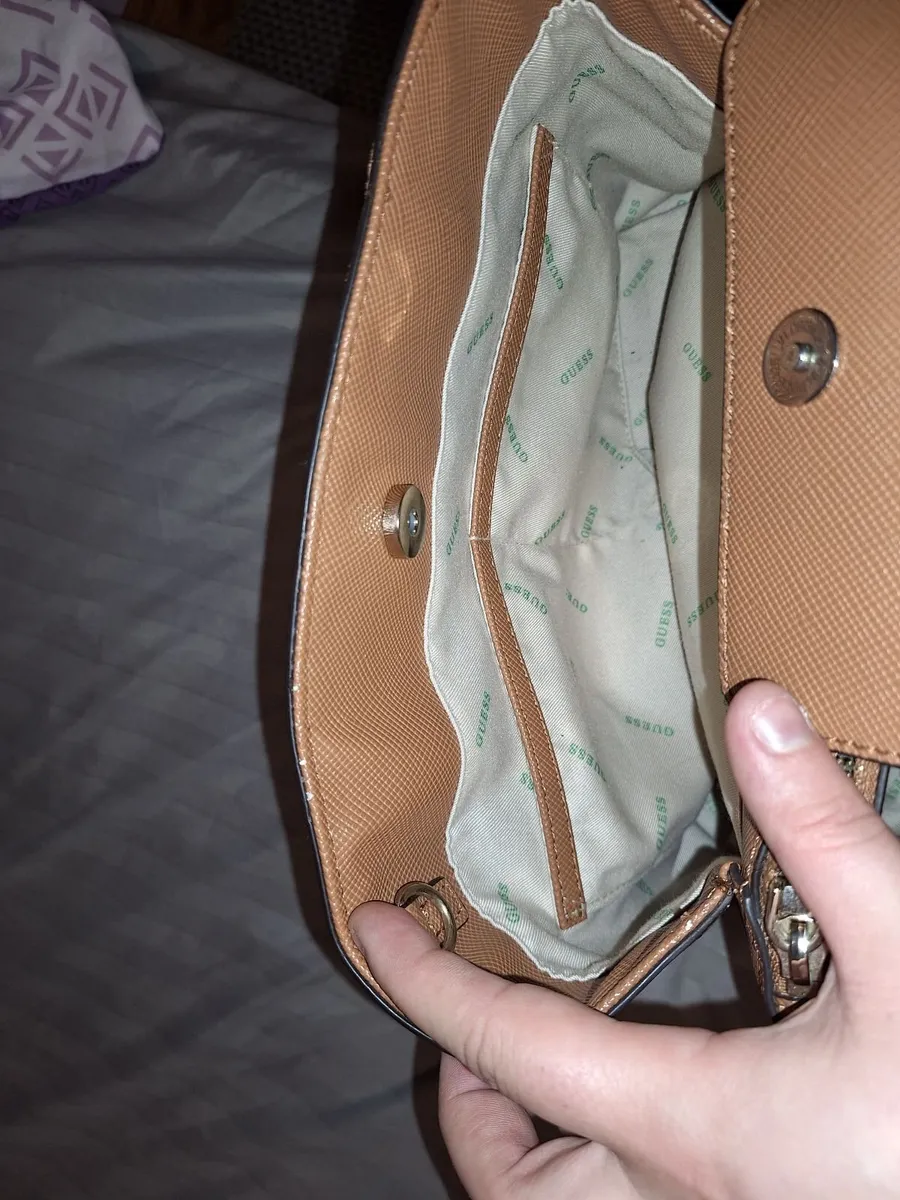 Hangbag - Image 2