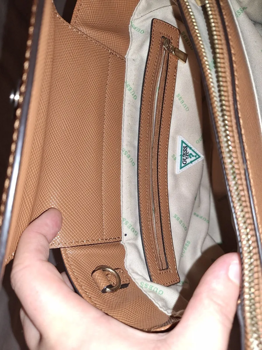 Hangbag - Image 4