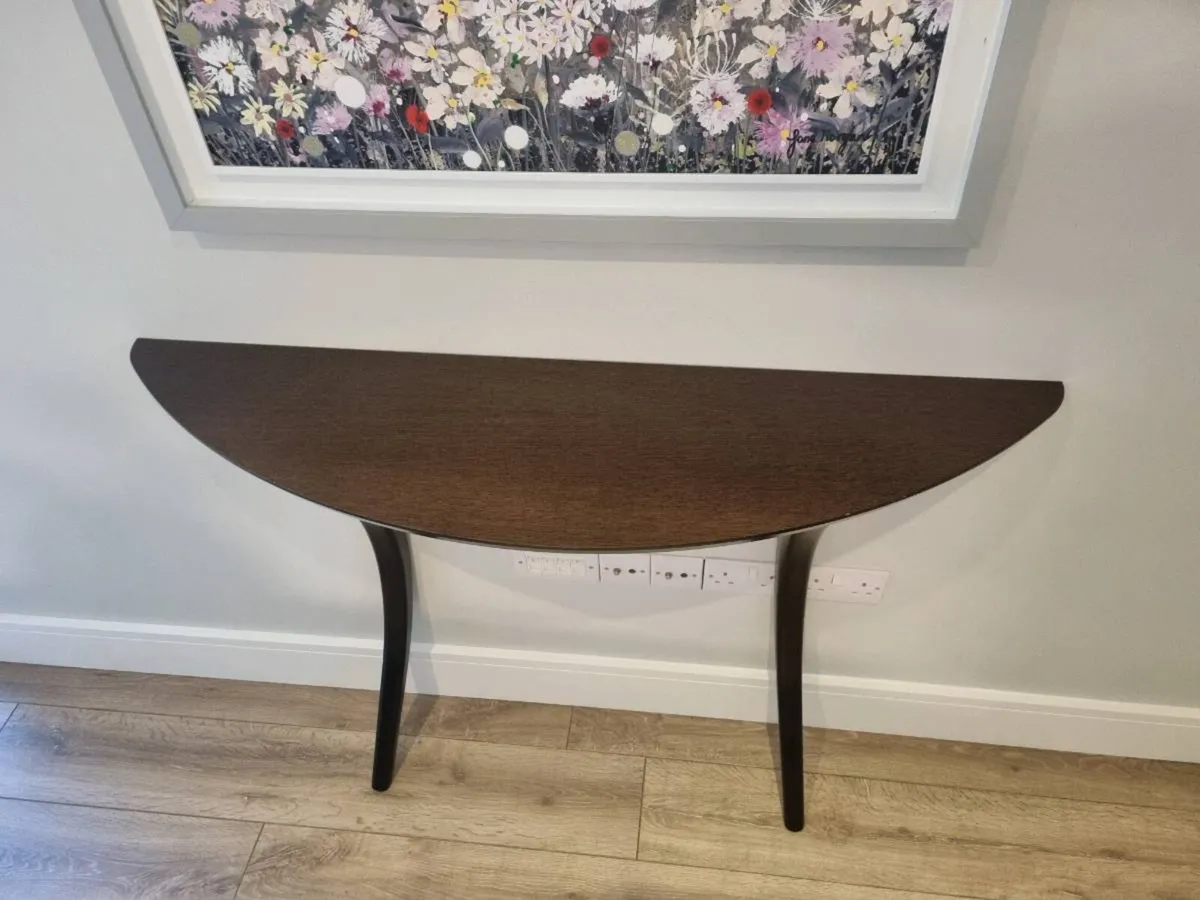 Console Table - Image 3