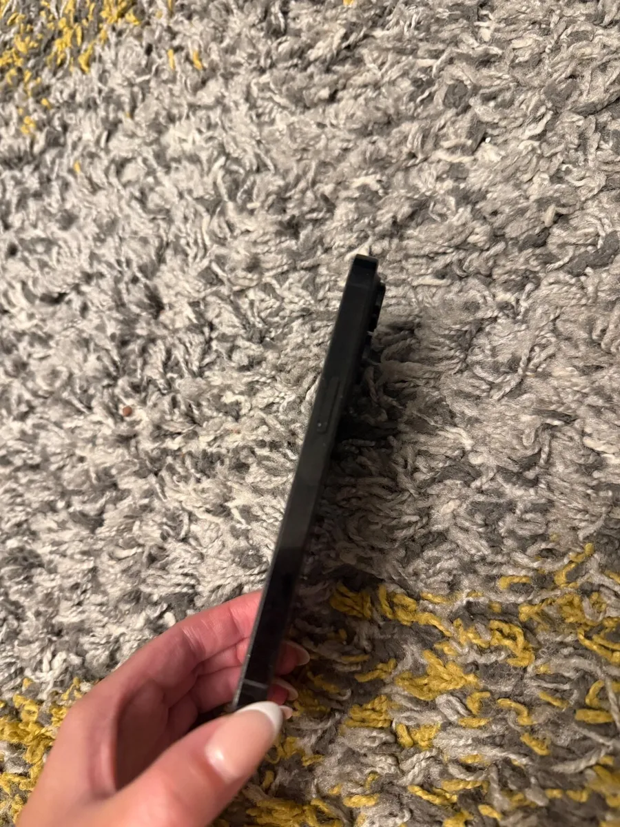 iPhone 14 Pro - Image 4