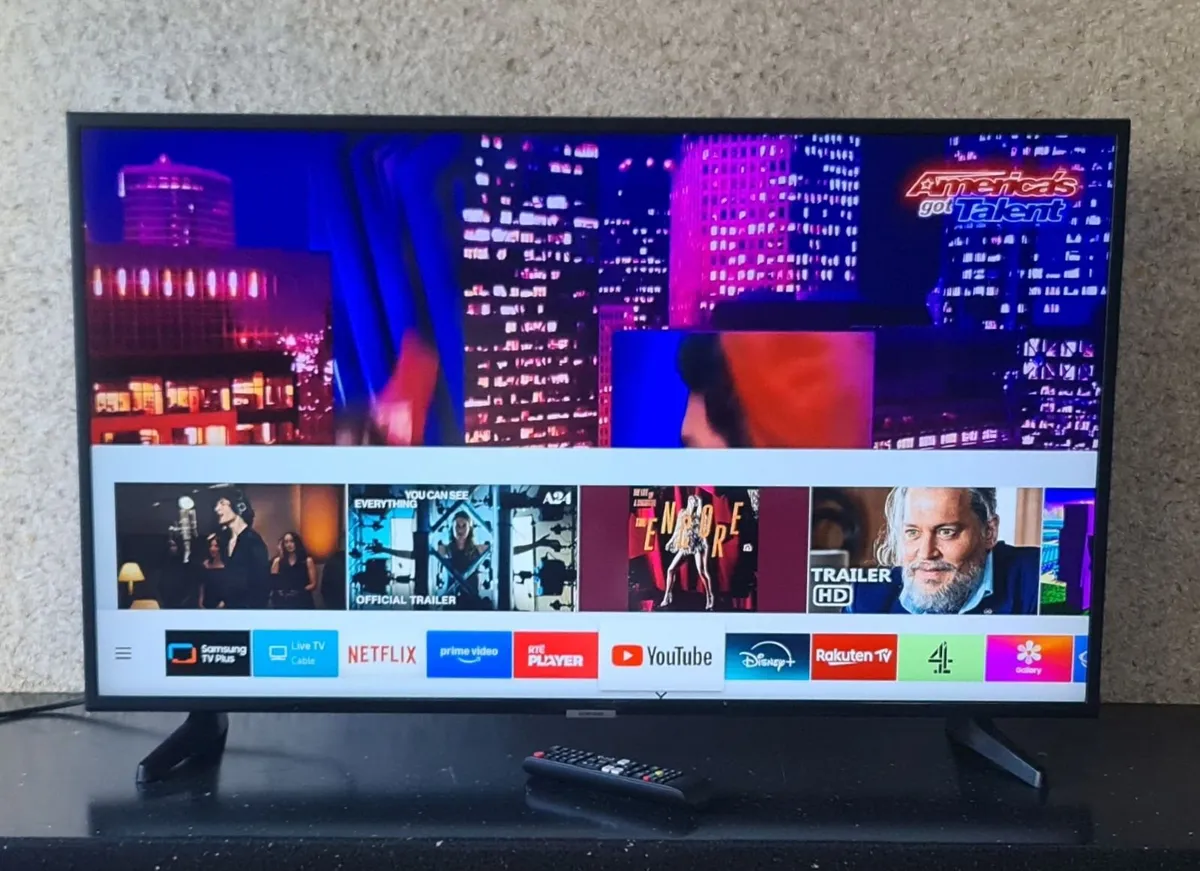 Samsung 40" Smart LED TV (Model: UE40NU7120K) - Image 3