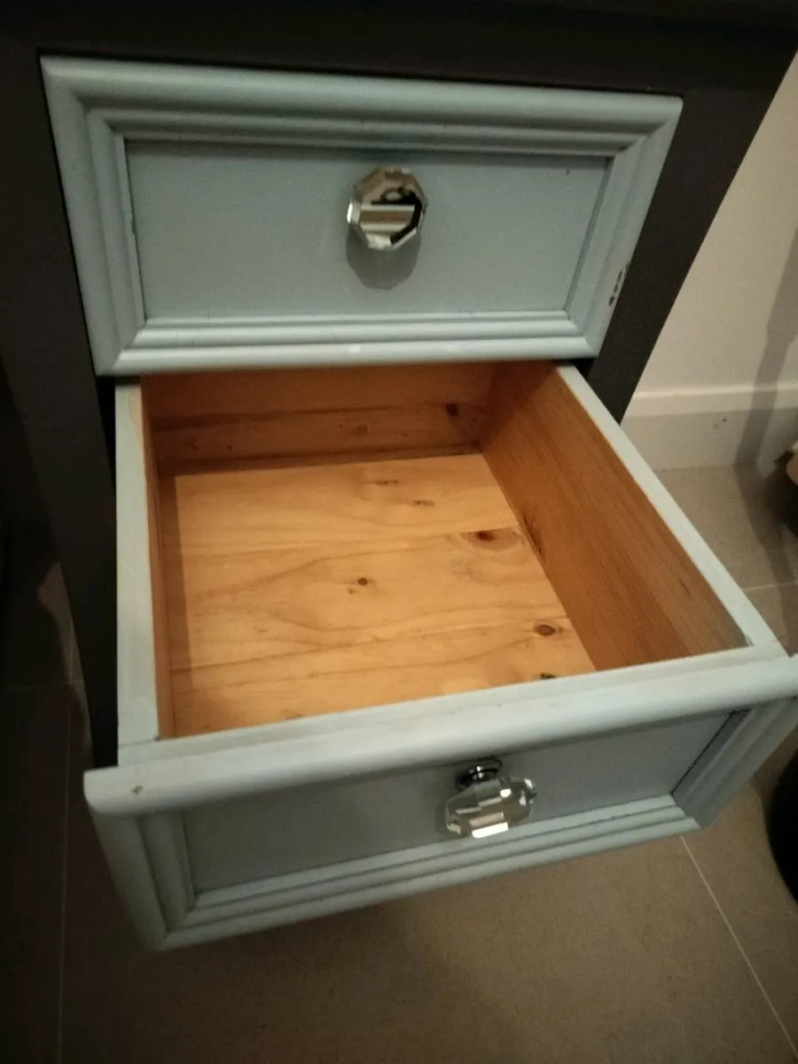 Bedside locker - Image 3
