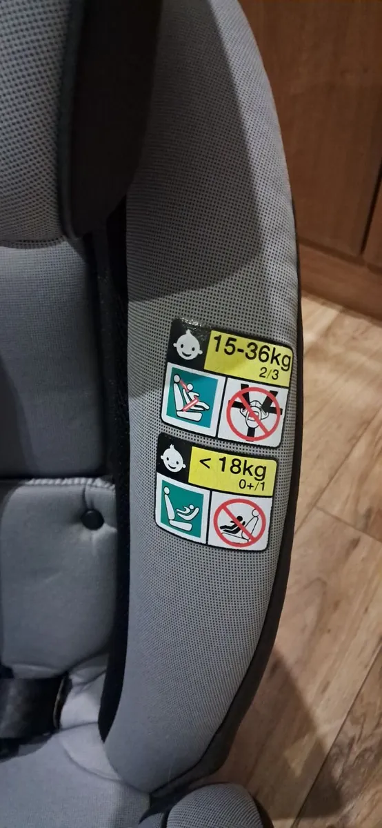 Car seat - Image 3