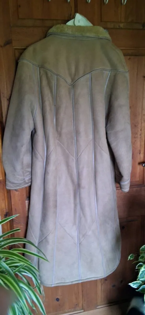 Sheepskin coat - Image 4
