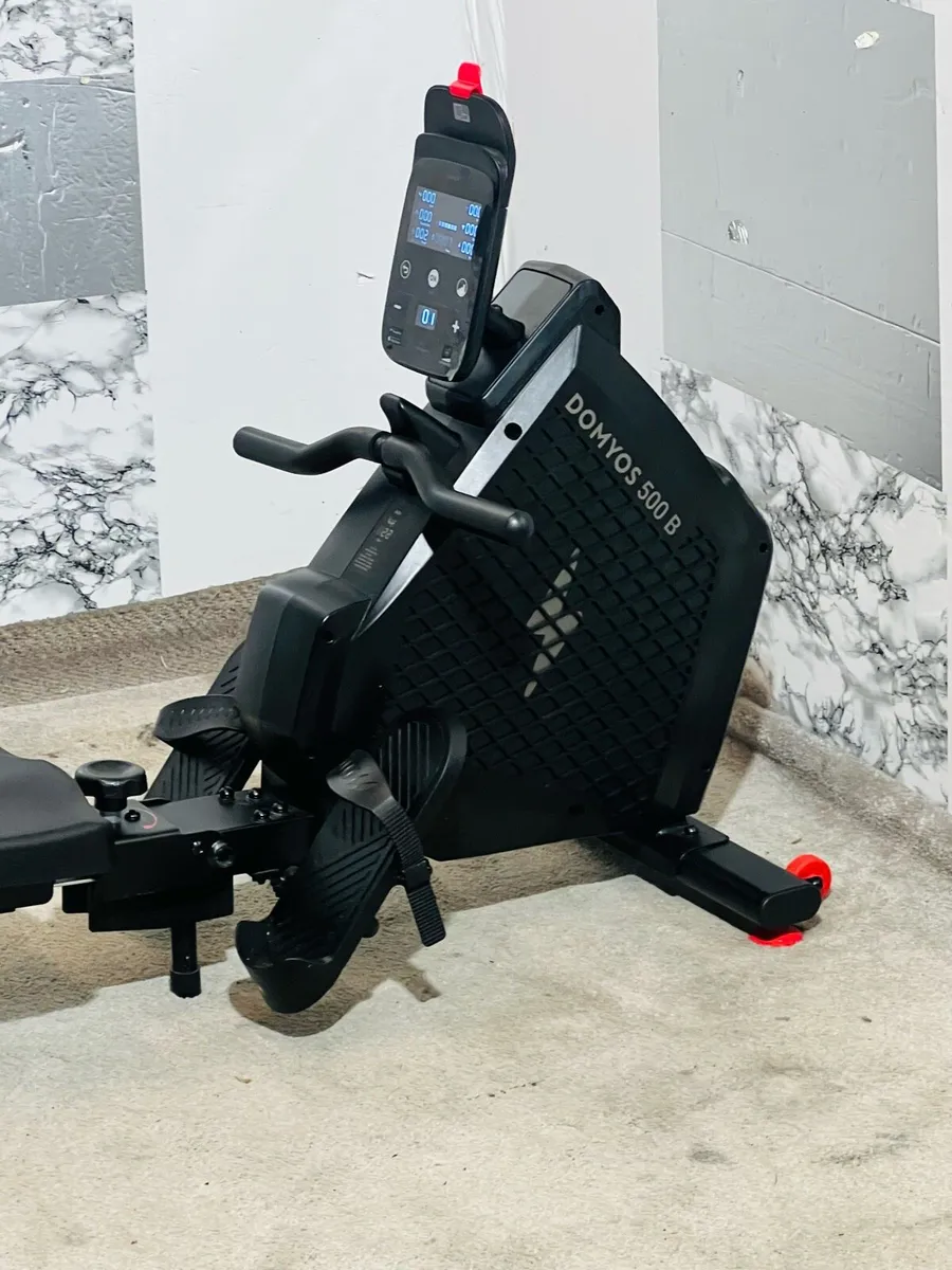 Smart Training Rower 500B self-powered machine - Image 1
