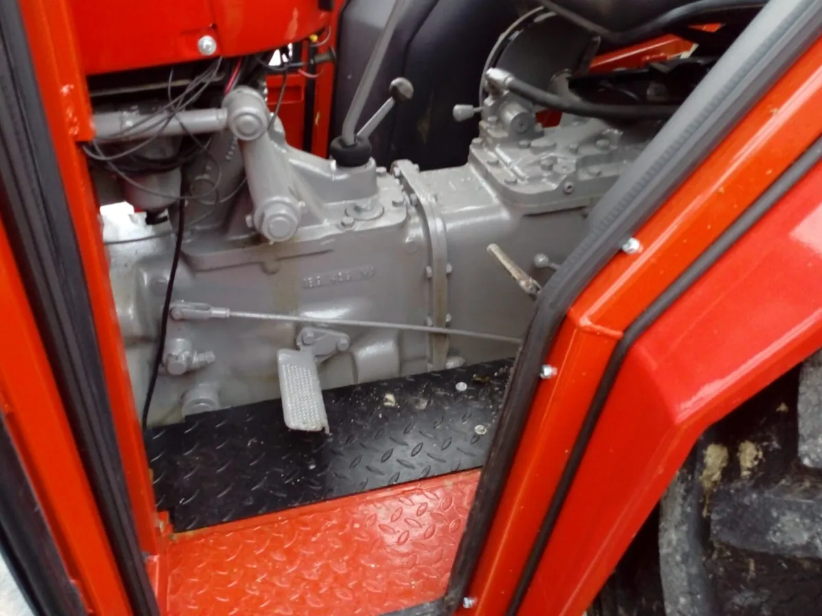 New cab mf 135 35 133 - Image 3