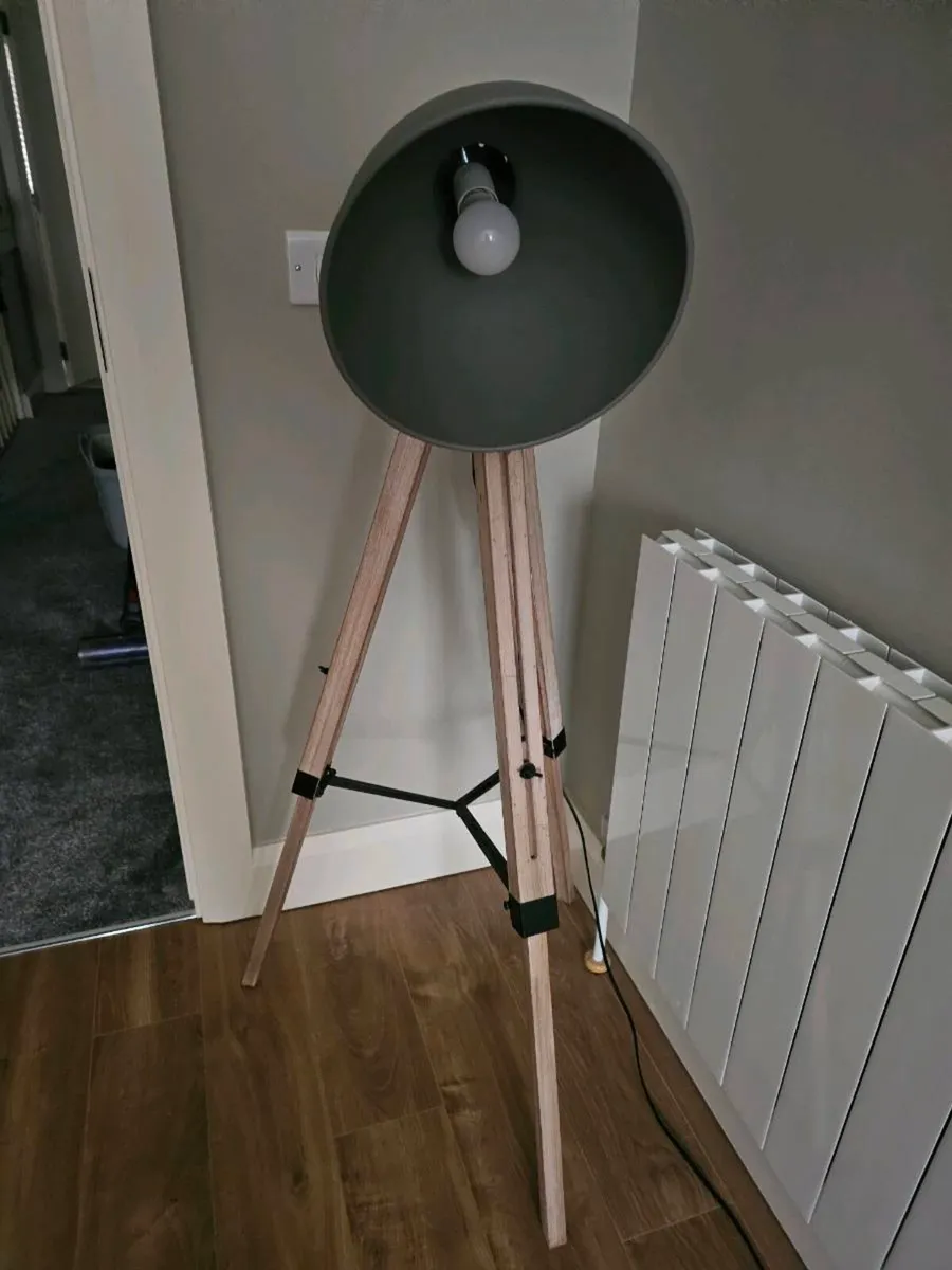Tripod Floor Lamp