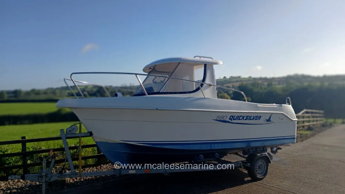 2002 Quicksilver 560 Pilothouse - Image 2