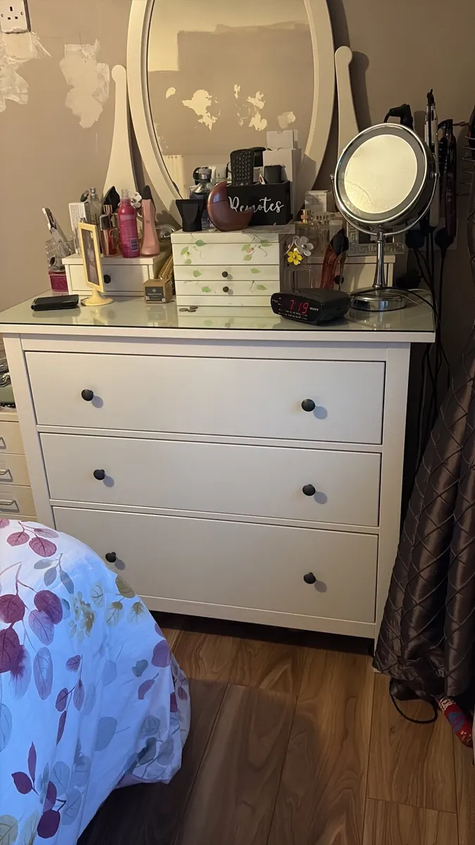 Dressing table - Image 2
