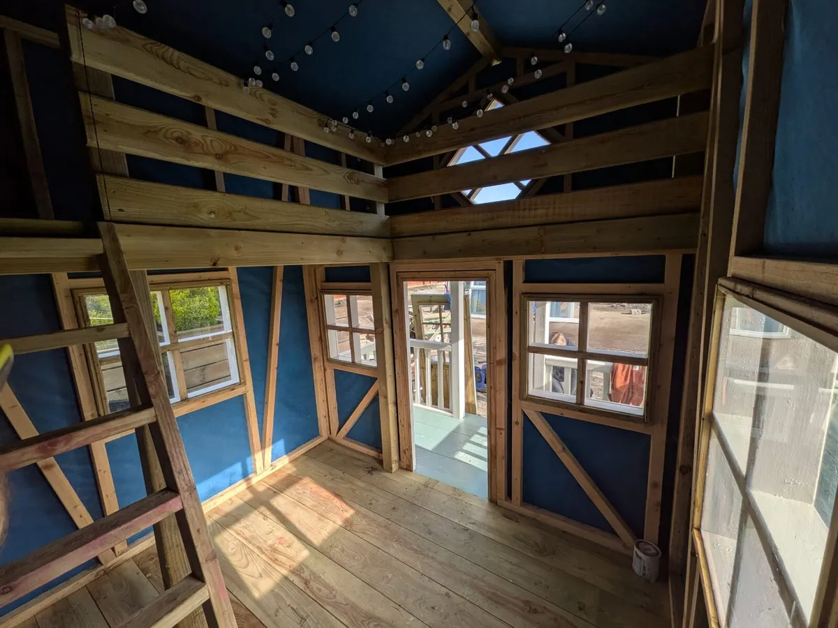 Playhouse - Image 2