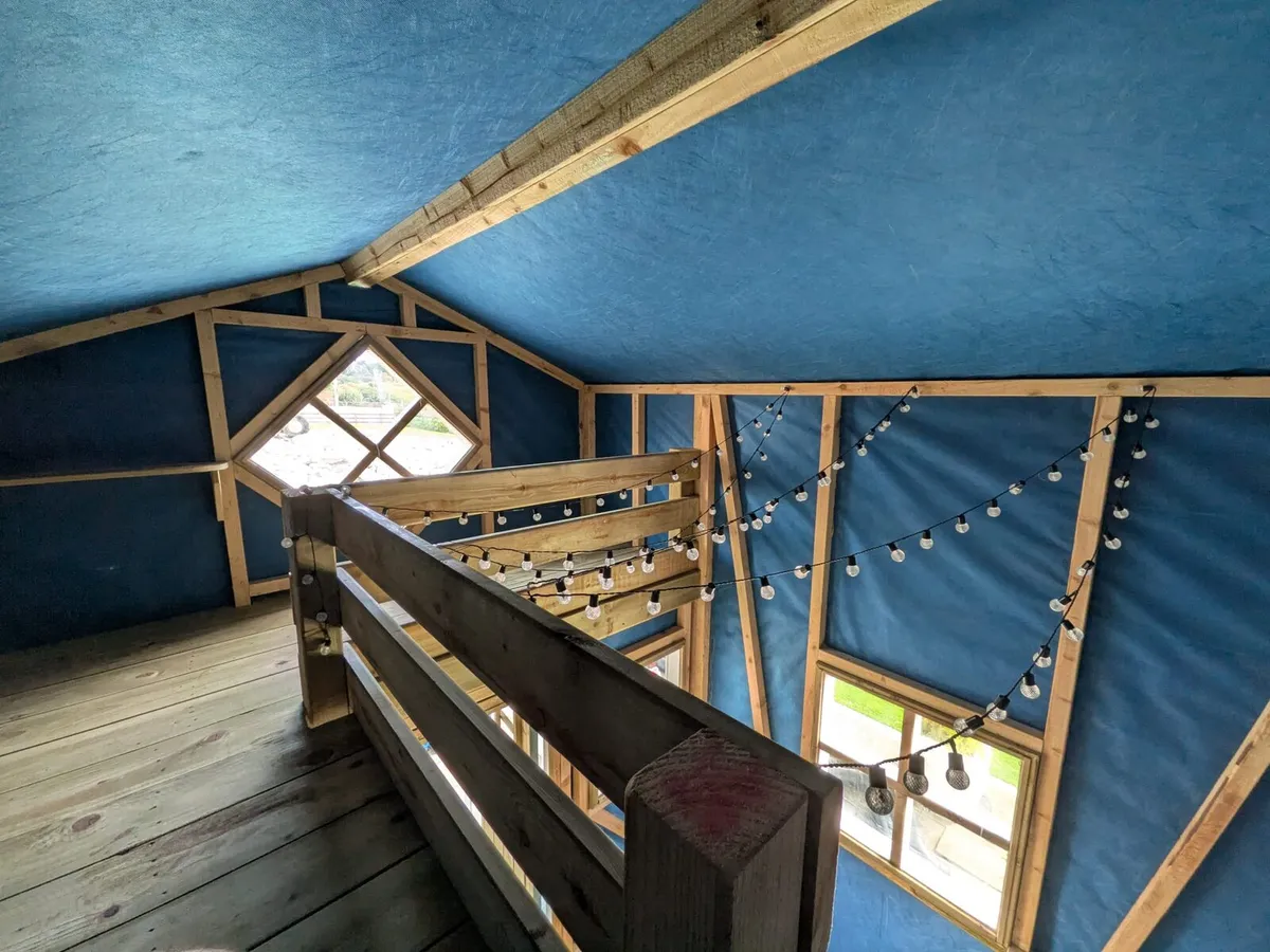 Playhouse - Image 4