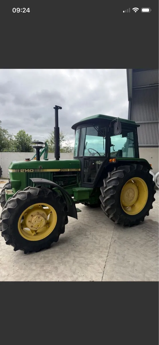 Wanted complete roof for John Deere SG2 Cab,