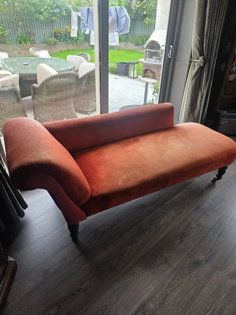 Vintage Burnt orange chaisse longue - Image 1