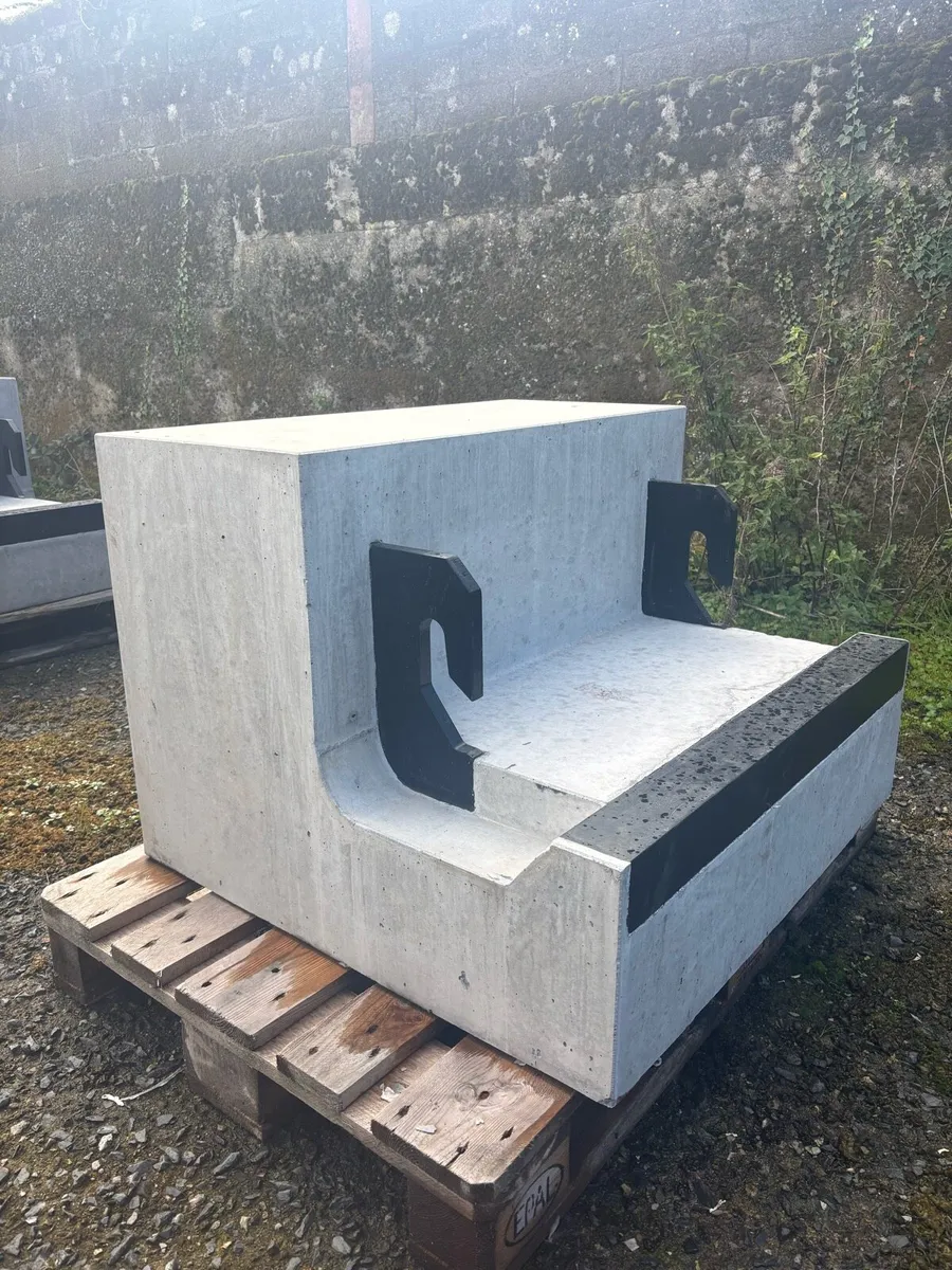 Rear Concrete Tractor Weight - Image 3
