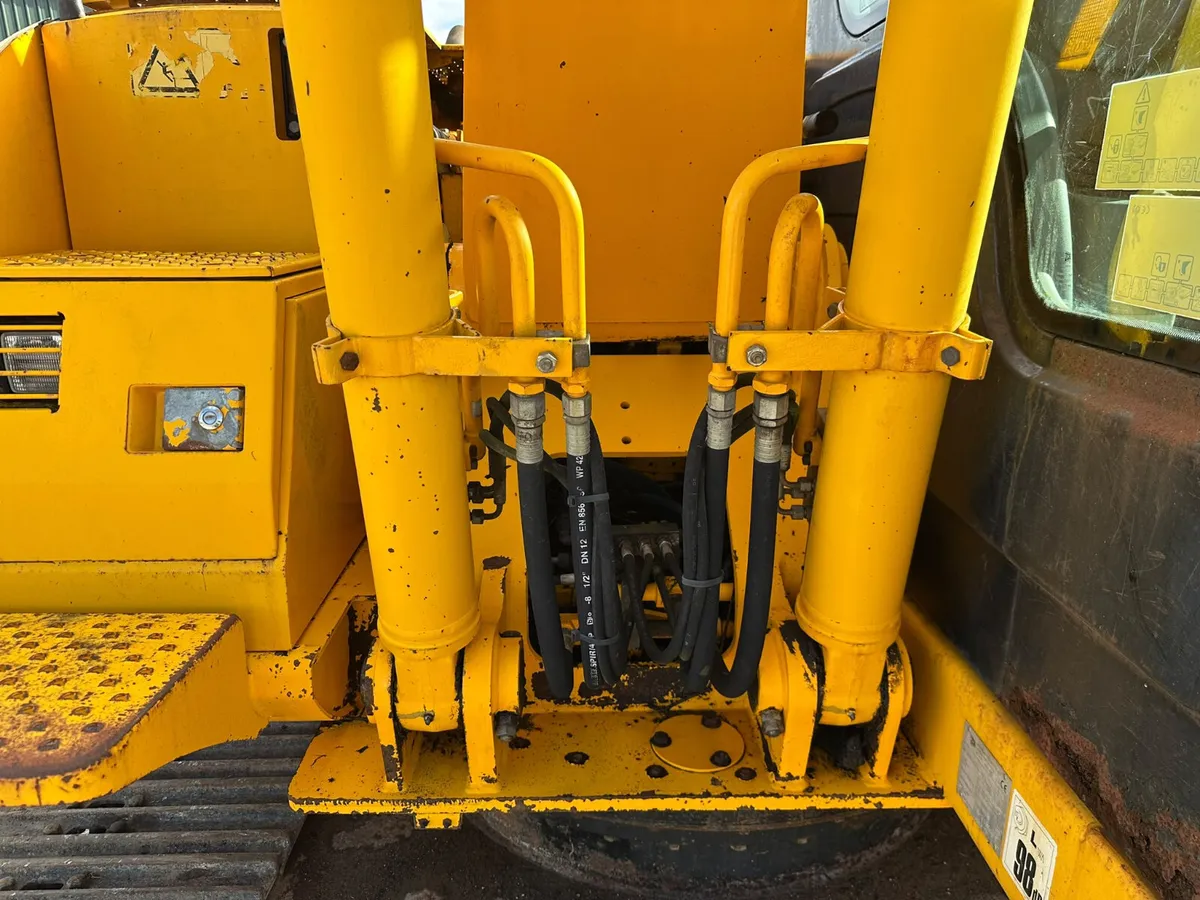JCB JS145 - Image 3