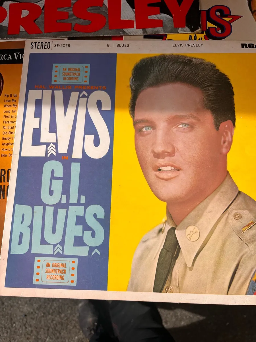Elvis records - Image 4
