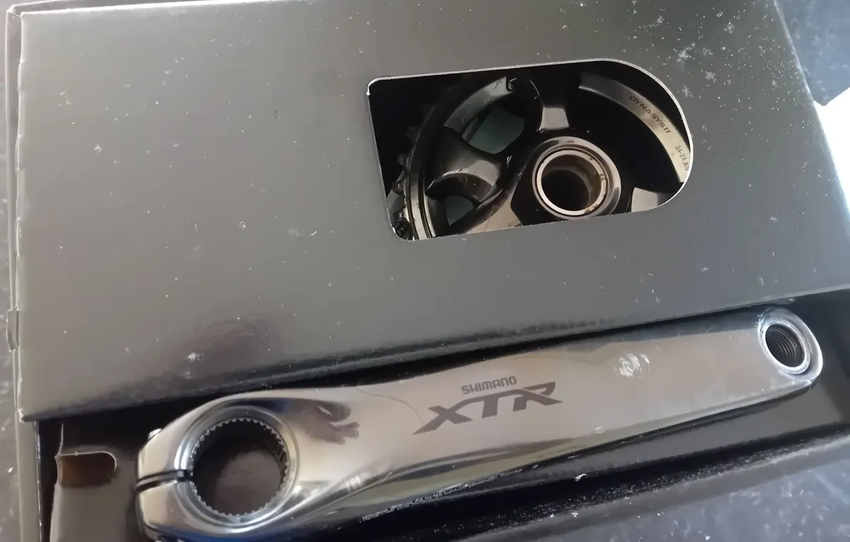 Shimano XTR crankset - Image 1