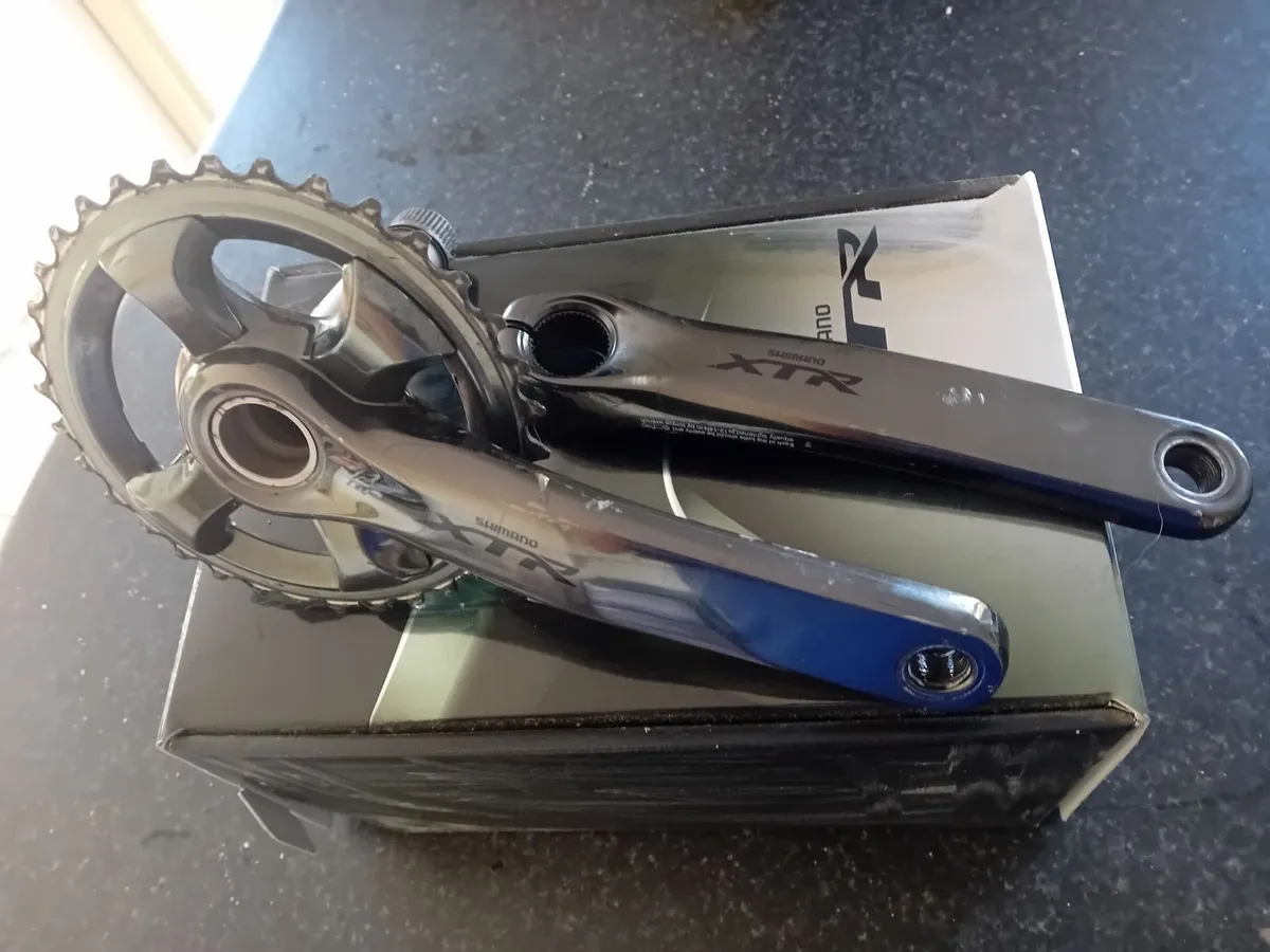 Shimano XTR crankset - Image 2