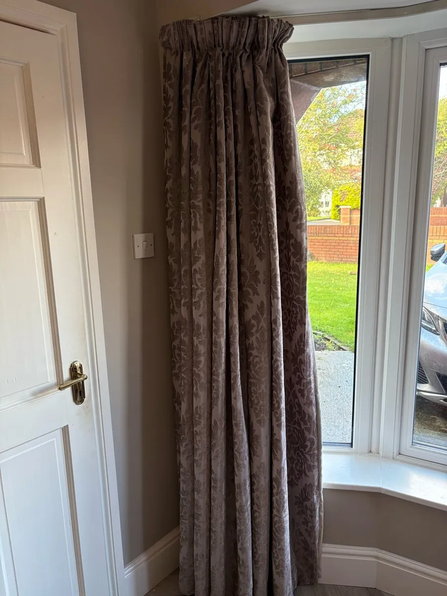 Full Length Curtains - Image 3