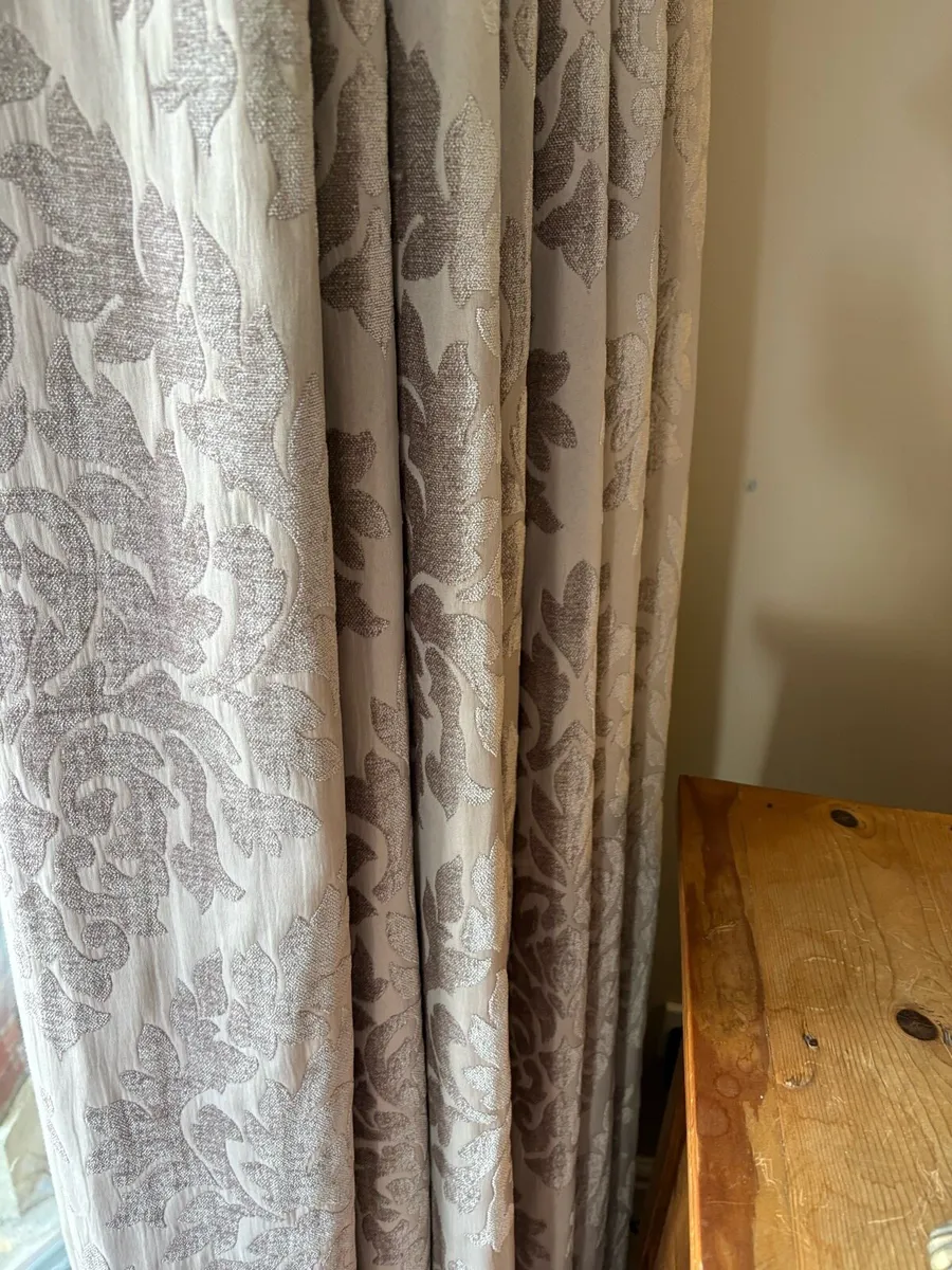Full Length Curtains - Image 1