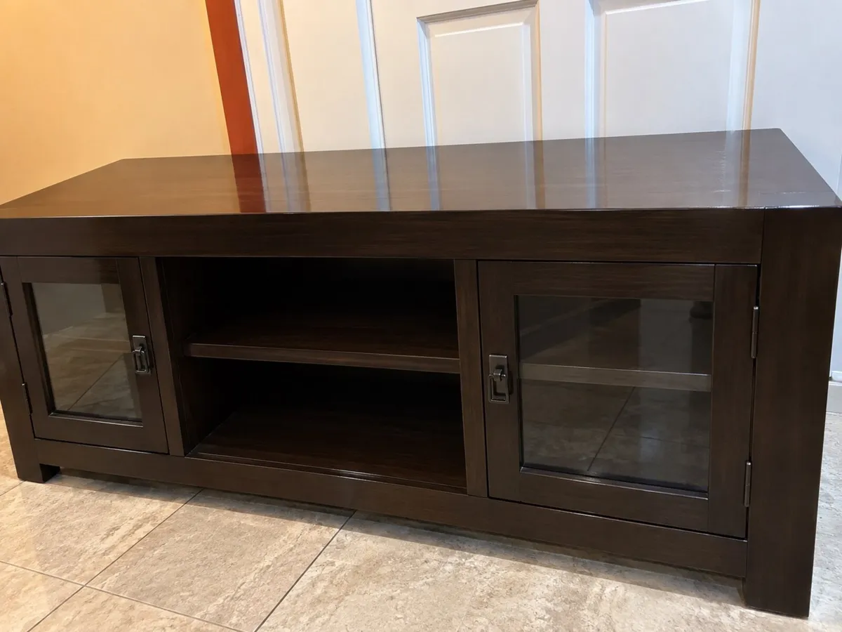 Tv media cabinet - Image 1