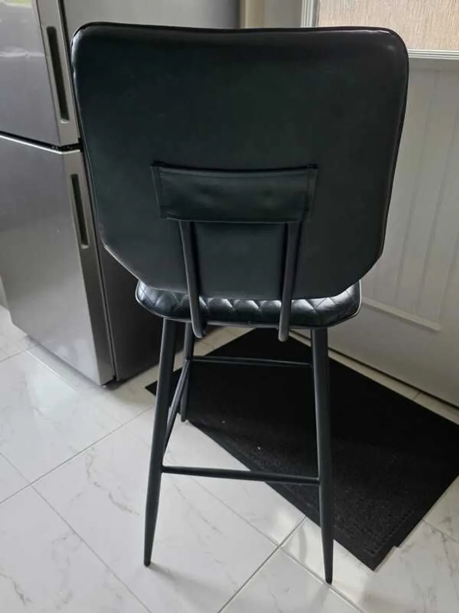 Set of 4 bar stools - Image 2