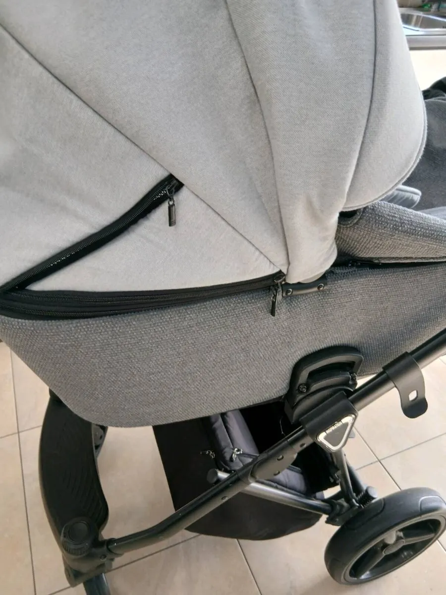 BABYS PRAM LIKE NEW - Image 1