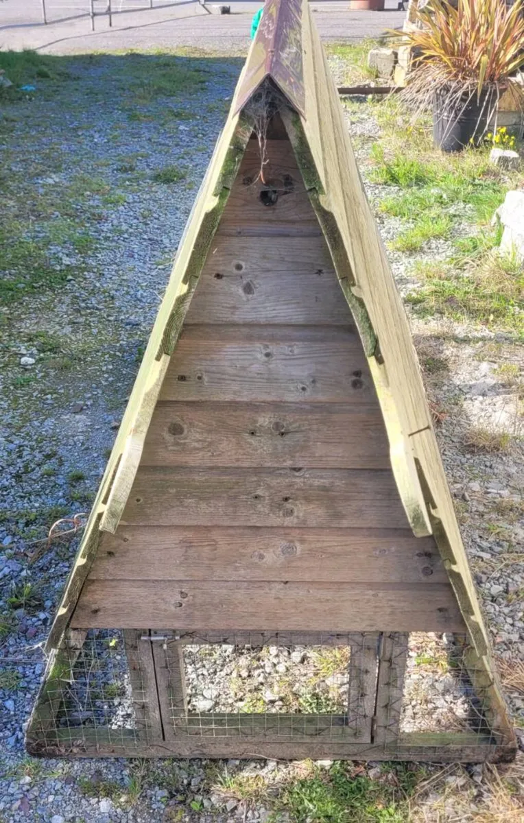 Hen House Chicken Coop - Image 3
