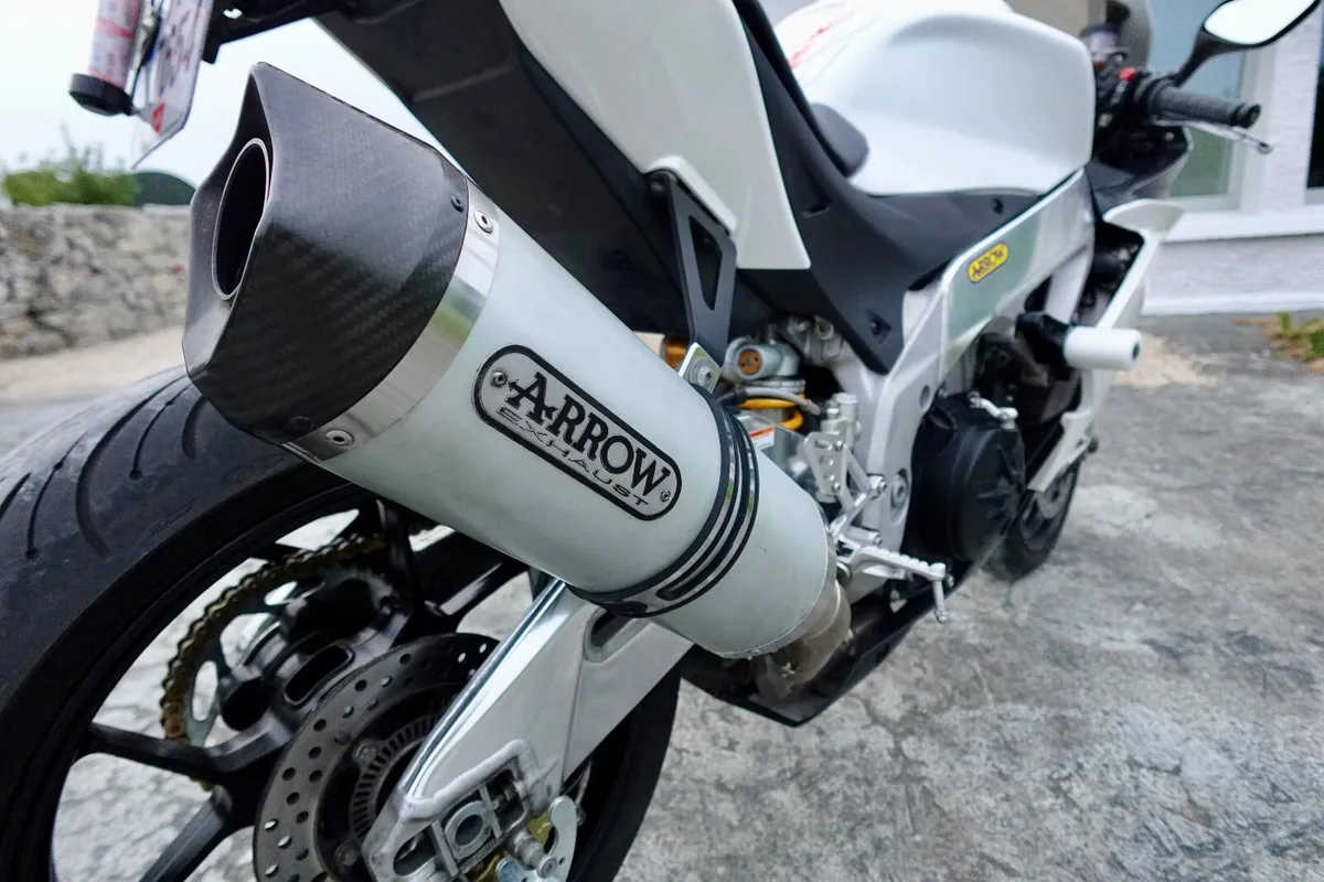 Aprilia RSV4 R APRC - Image 3