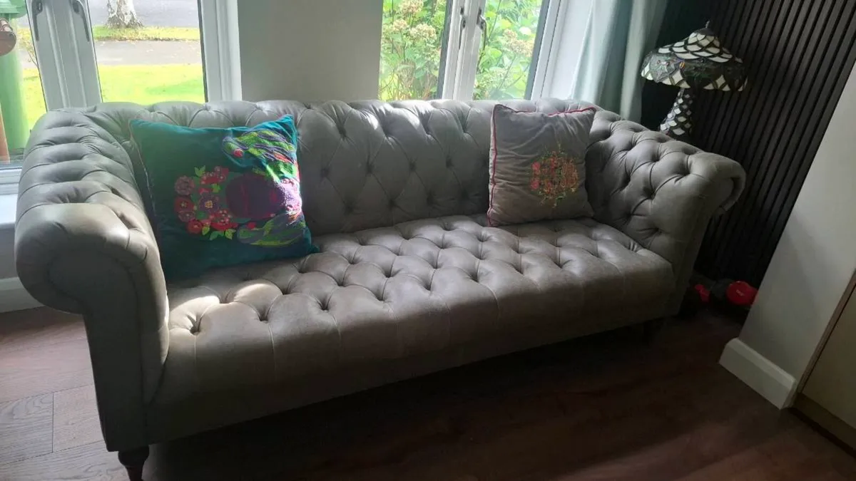 3 seater Chesterfield Couch Grey Leather - Image 2