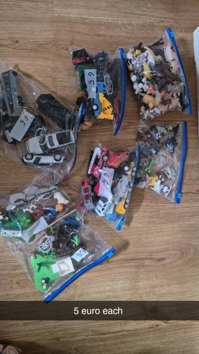 Toys - Image 4