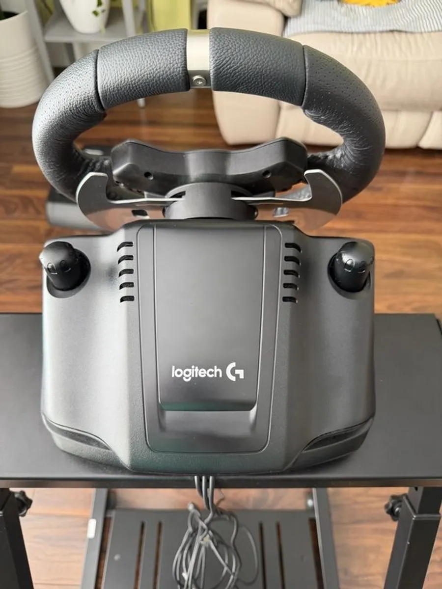Logitech XBox/PC Racing Wheel and Stand (combined) - Image 2